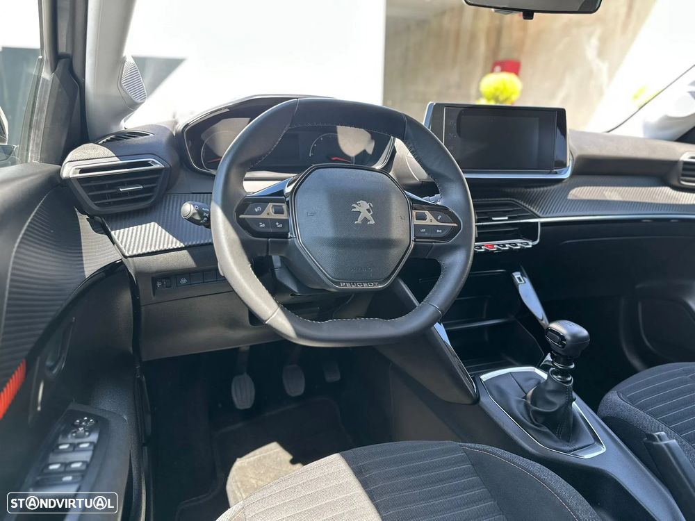 Peugeot 208 1.2 PureTech Active - 20