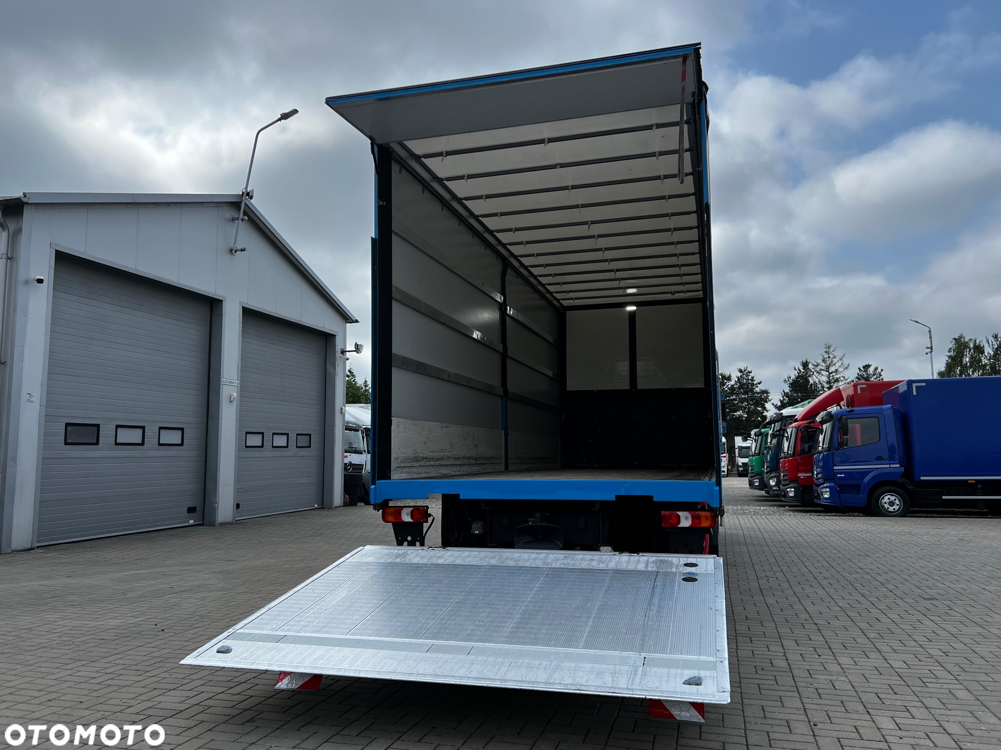 Mercedes-Benz ATEGO - 19