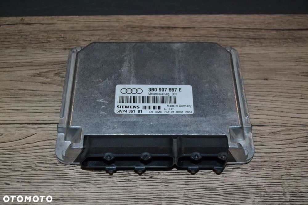 VW AUDI STEROWNIK KOMPUTER SILNIKA 1,6 3B0907557E 5WP436101 - 1