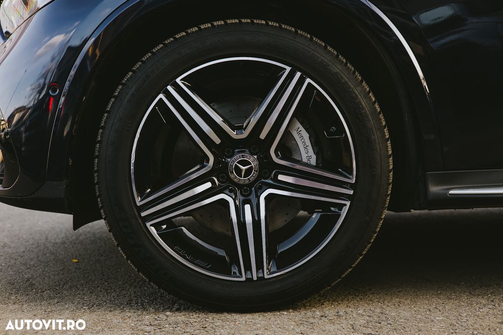 Mercedes-Benz GLC 300 d 4MATIC MHEV - 10