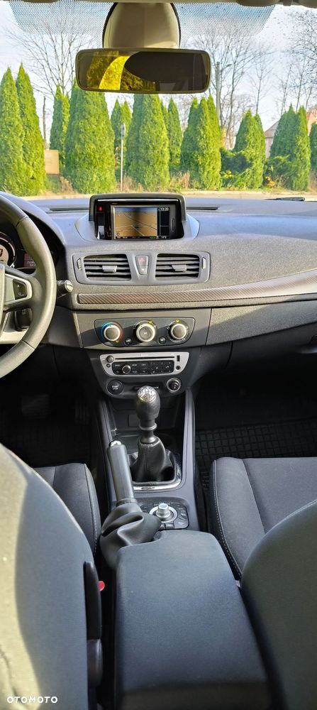 Renault Megane 1.5 dCi Privilege - 10