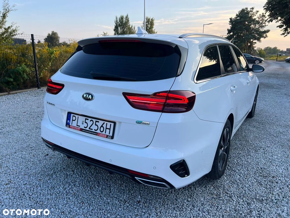 Kia Ceed SW 1.6 GDI DCT OPF Plug-in-Hybrid Spirit - 11