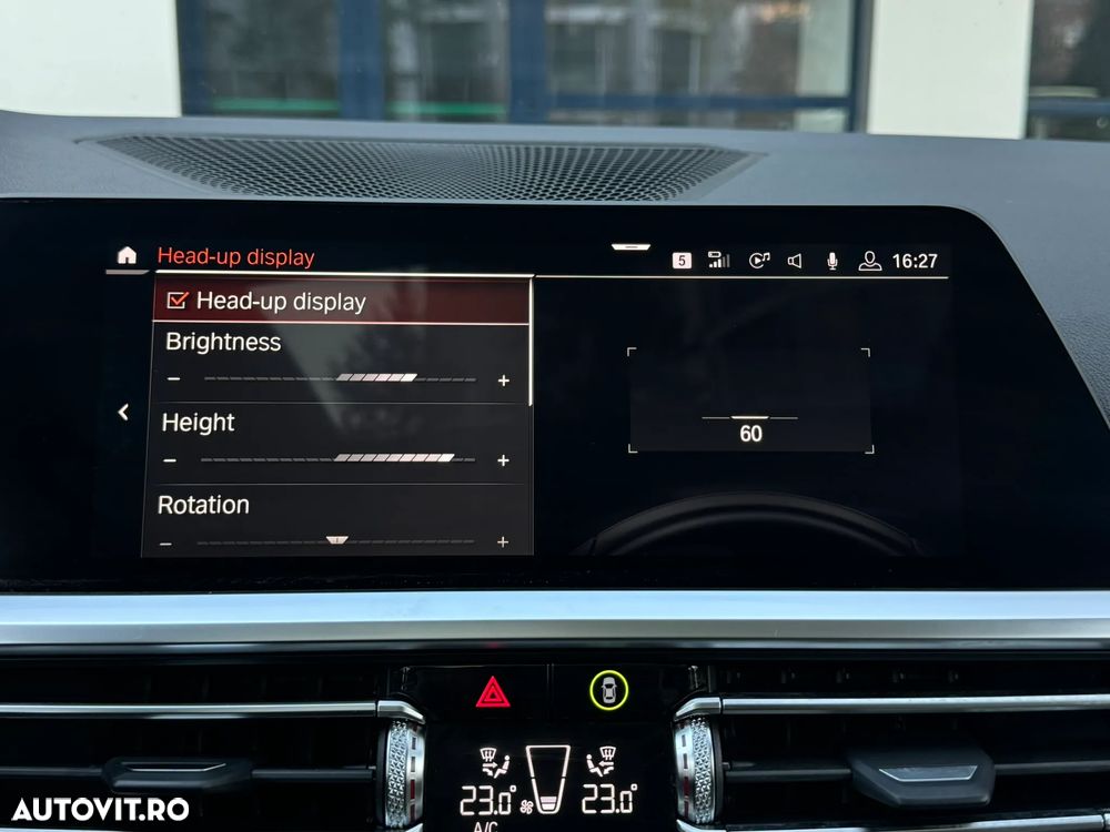 BMW Seria 3 330i AT M Sport - 31