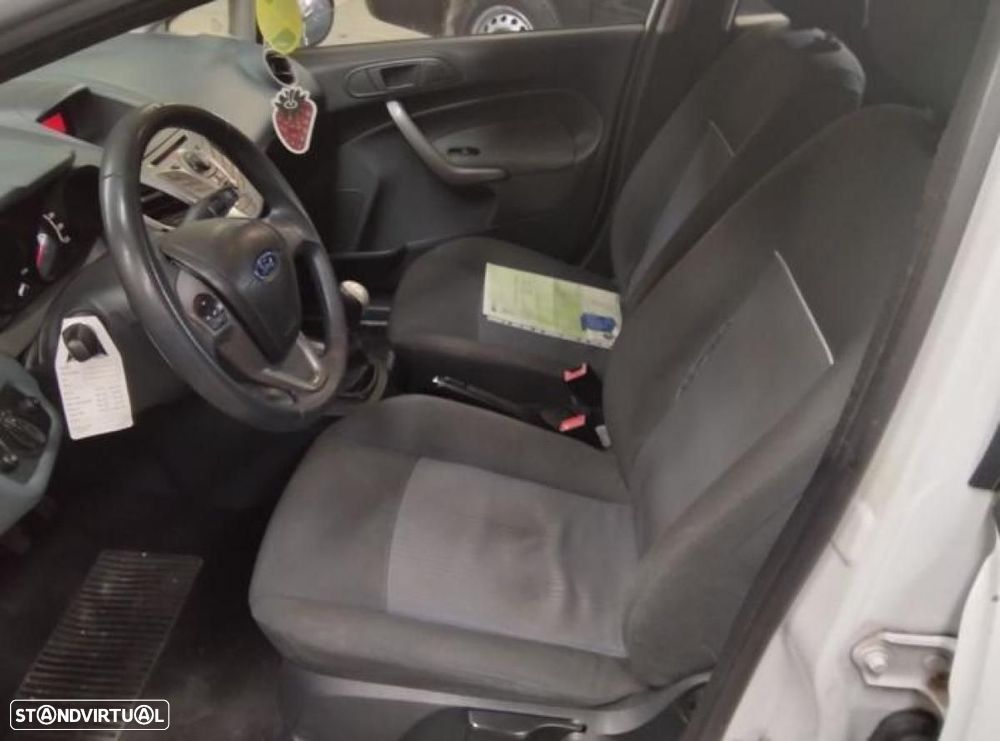 Ford Fiesta - 3