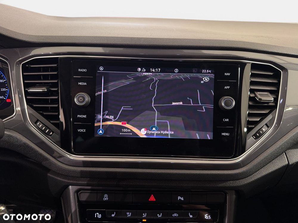 Volkswagen T-Roc - 22