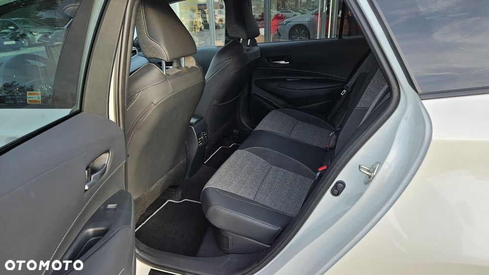 Toyota Corolla 2.0 Hybrid Style - 11