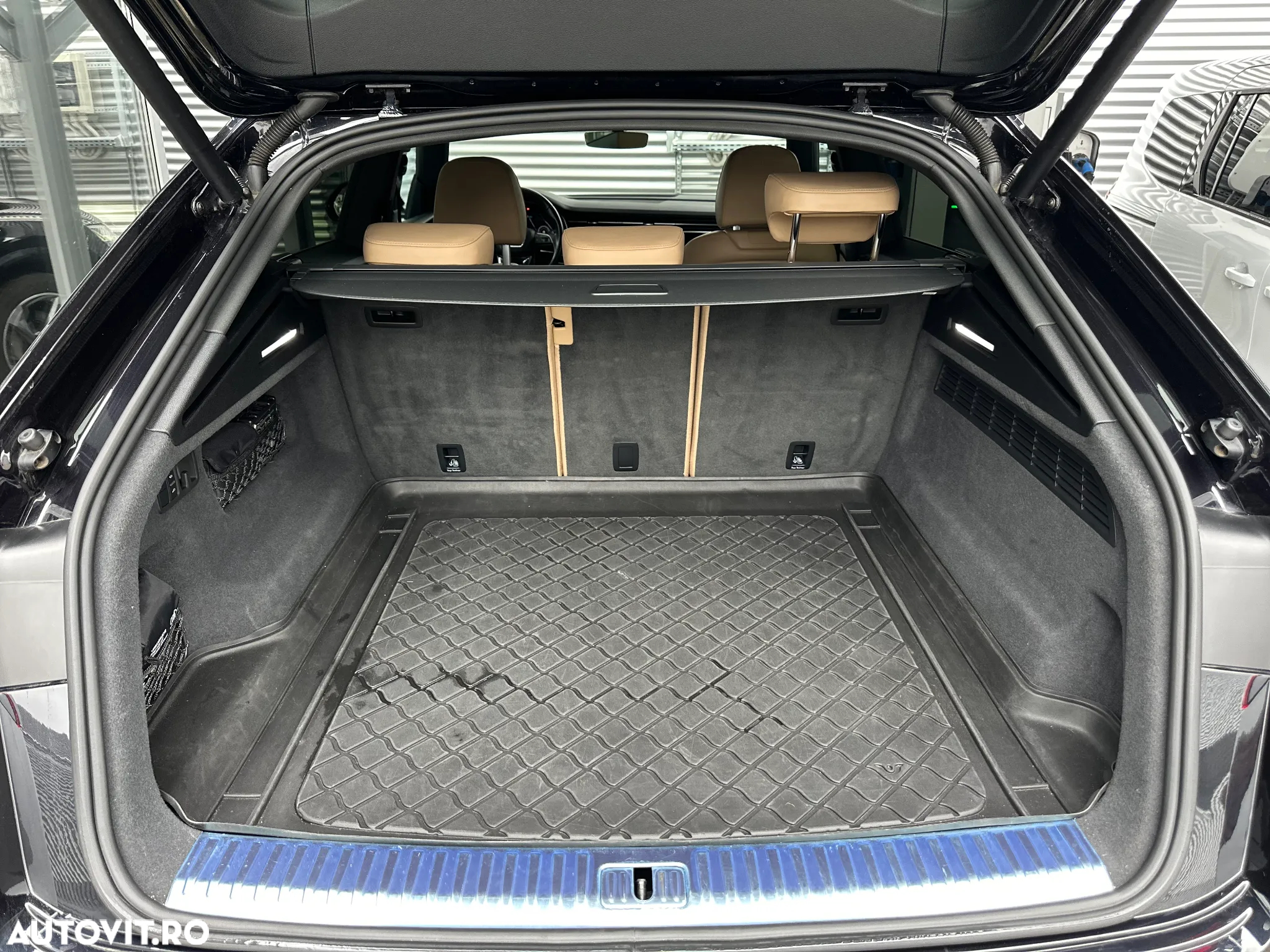 Audi Q8 3.0 50 TDI quattro Tiptronic MHEV - 24