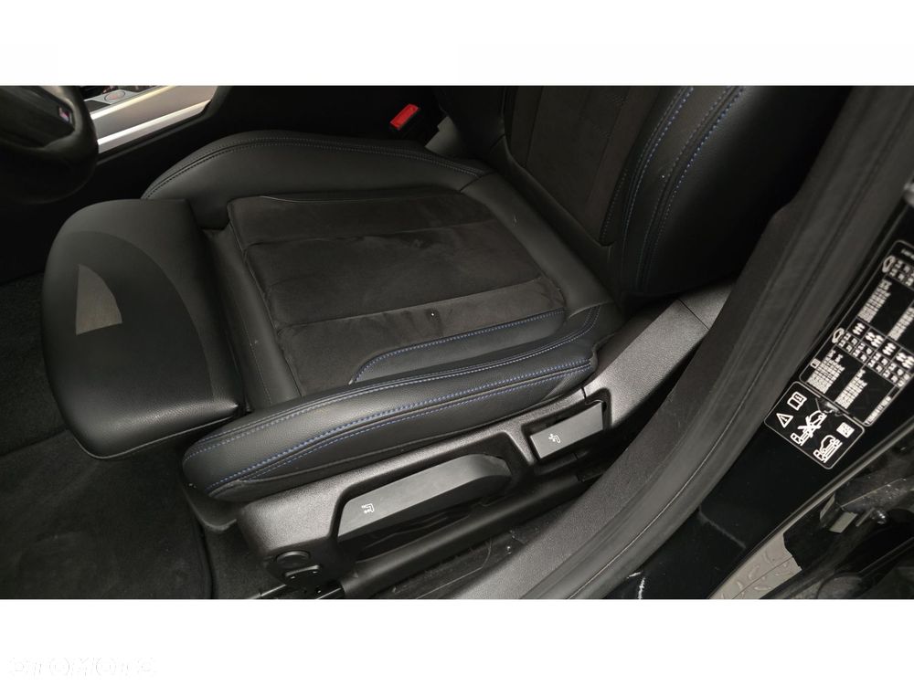 BMW Seria 3 320d xDrive mHEV M Sport - 19