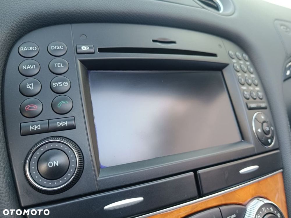 Mercedes-Benz SL 500 7G-TRONIC - 32