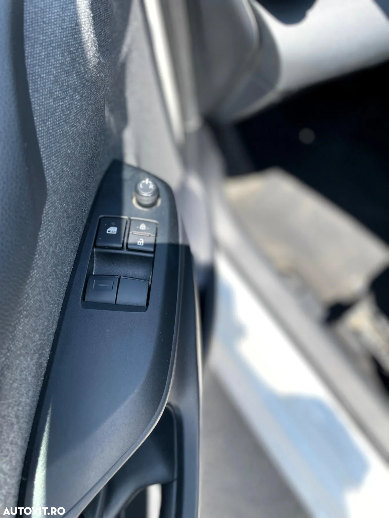 Toyota Yaris 1.5 L CVT Active - 11