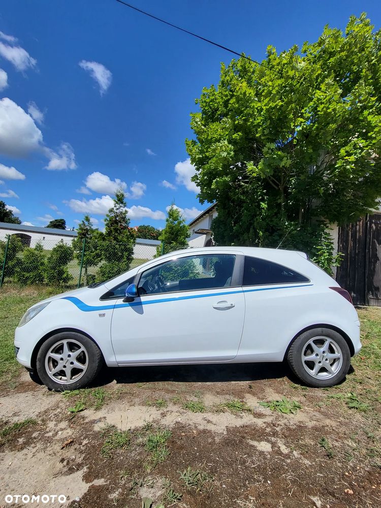 Opel Corsa - 4