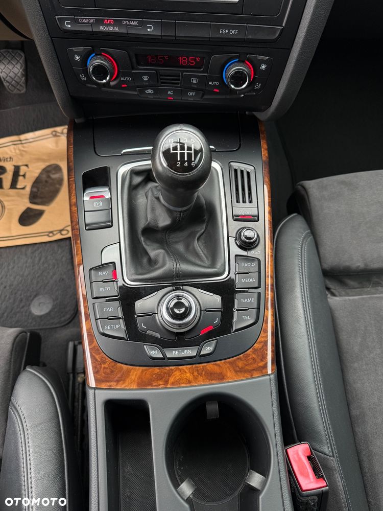 Audi A4 Avant 2.0 TDI Quattro - 29