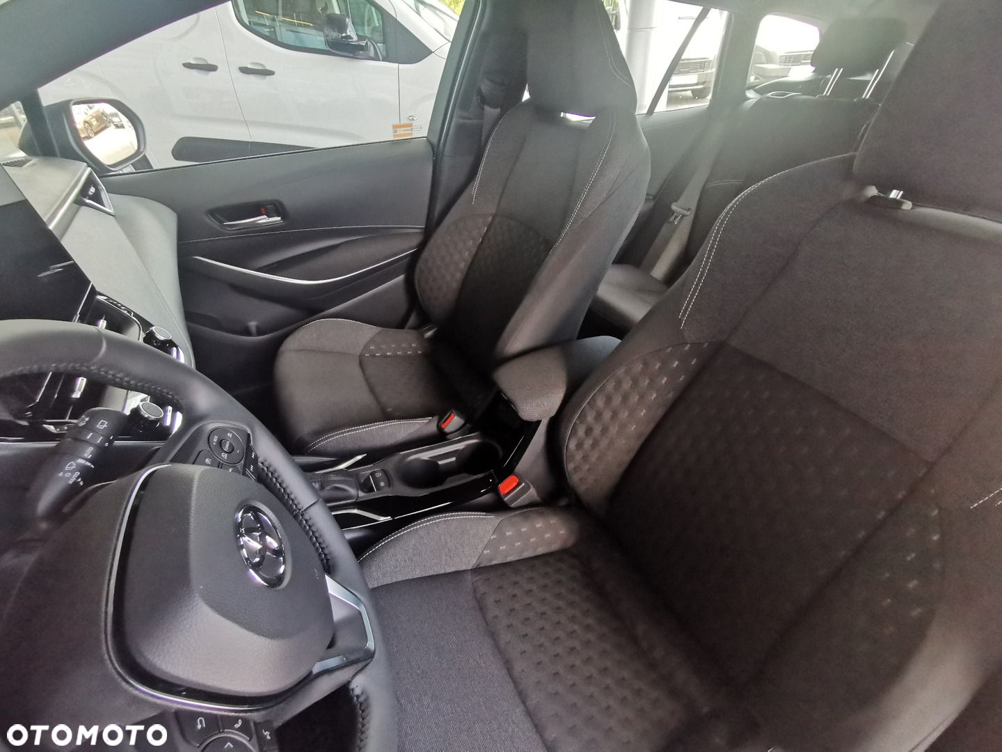 Toyota Corolla - 11