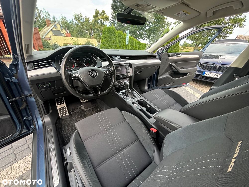 Volkswagen Passat Alltrack 2.0 TDI SCR 4Motion DSG - 11