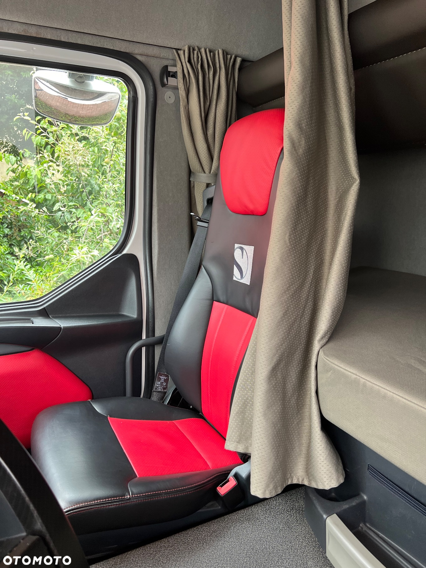 Renault Premium - 9