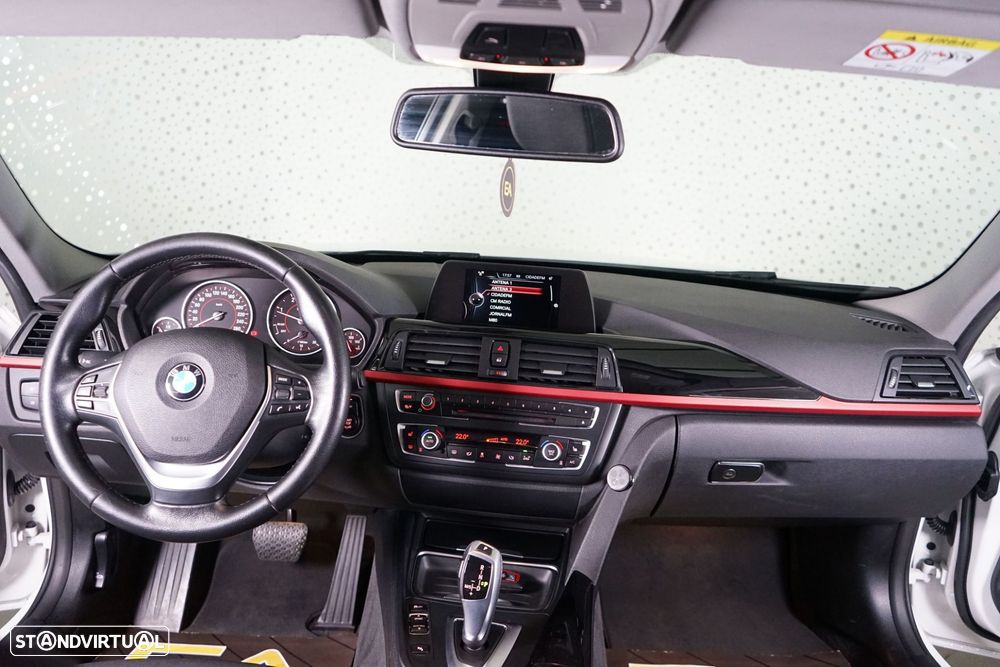 BMW 320 d Touring Aut. Efficient Dynamics Edition - 16