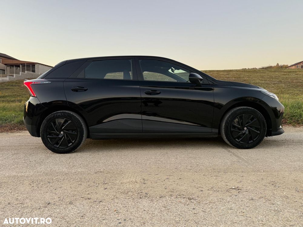 MG MG4 ver-ev-51-kwh-explore - 35