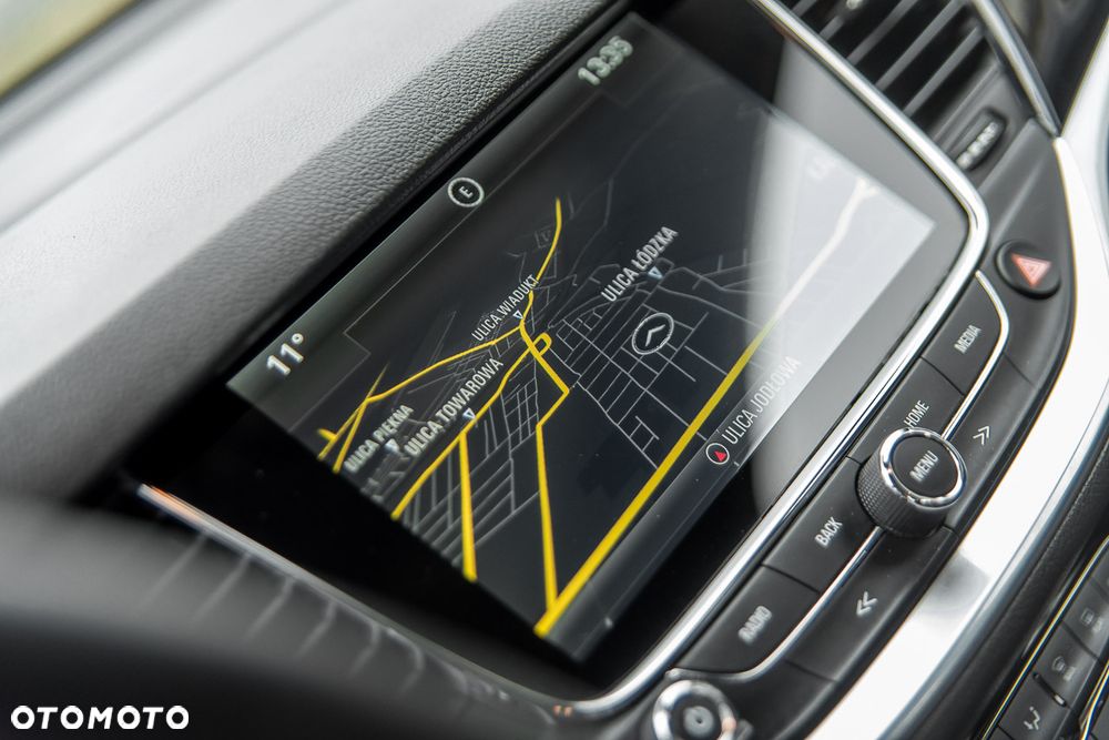 Opel Astra 1.4 Turbo Edition - 30