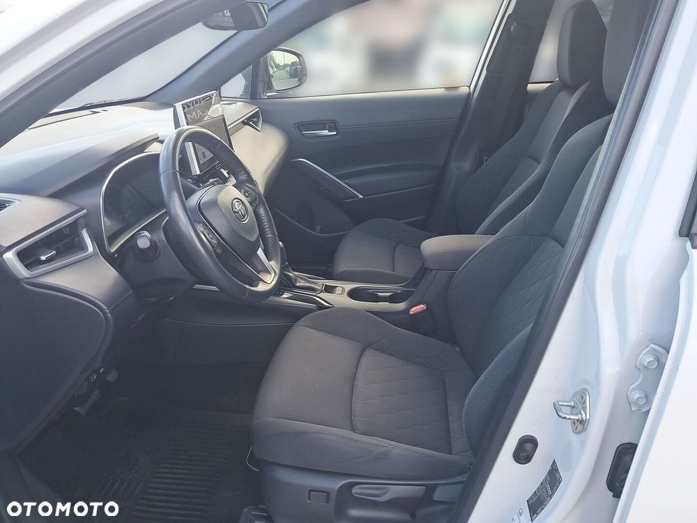 Toyota Corolla Cross - 19