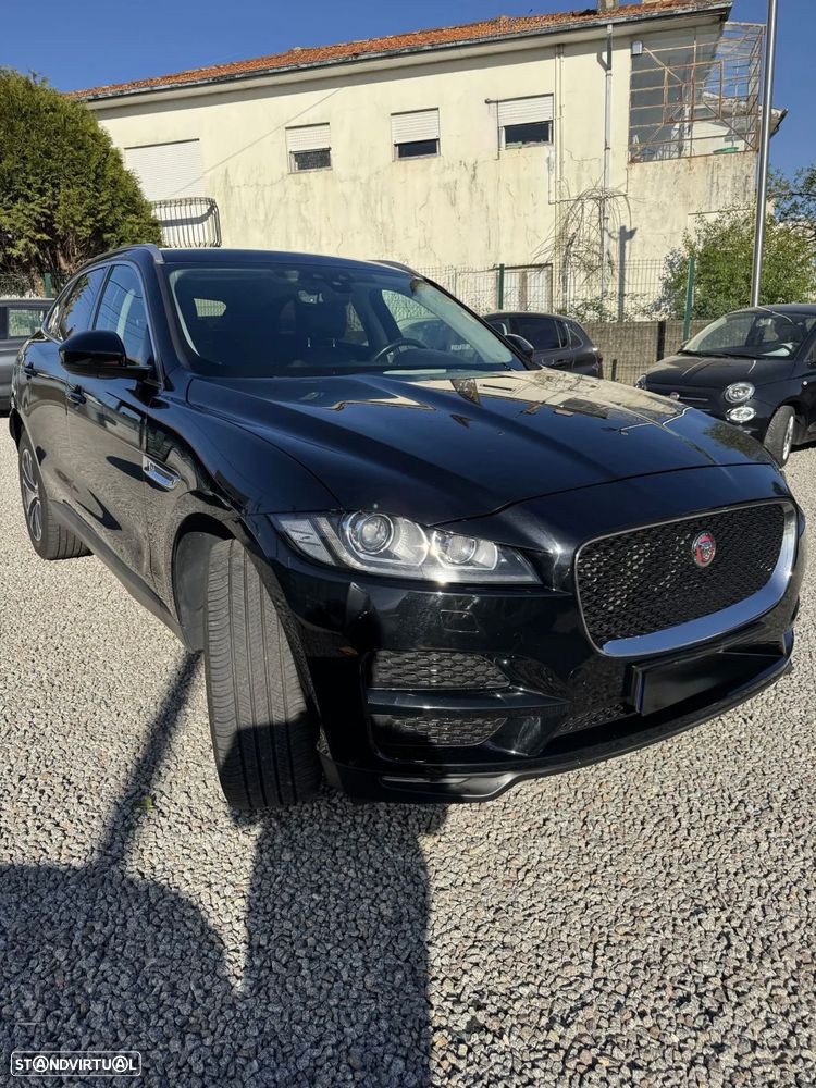 Jaguar F-Pace - 10