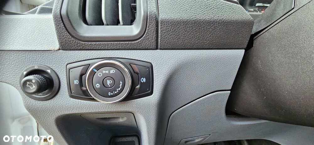 Ford Transit - 14