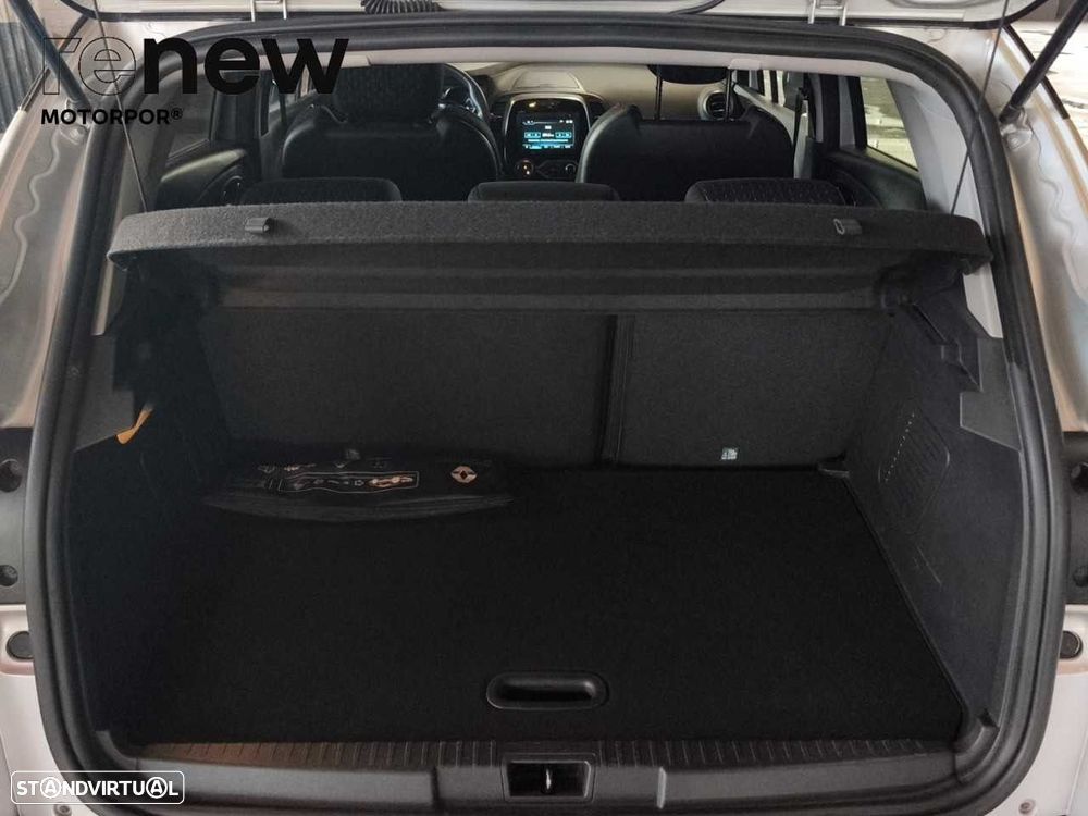 Renault Captur 1.2 TCe Exclusive XMOD EDC - 27