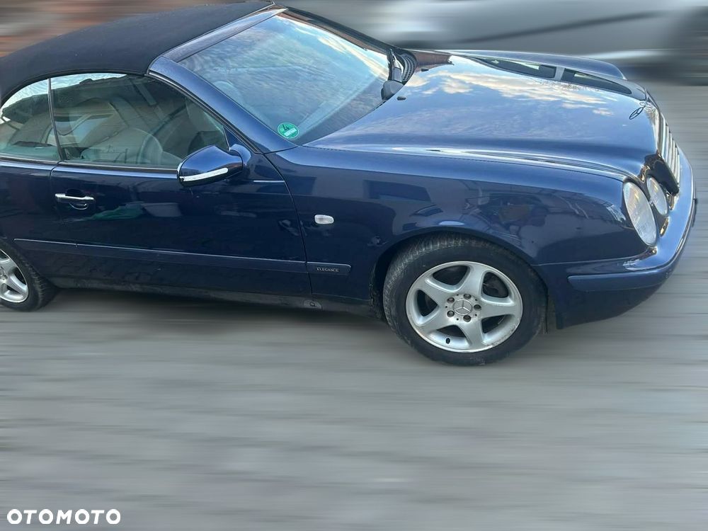 Mercedes-Benz CLK - 3