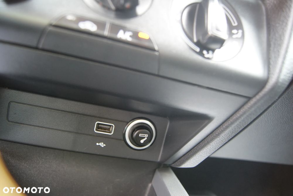 Skoda Fabia 1.0 Active - 25