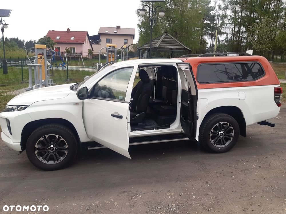 Mitsubishi L200 Pick Up 4x4 S&S Double Cab Basis - 9