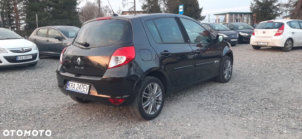 Renault Clio 1.2 16V Dwudziestka Euro5 - 18