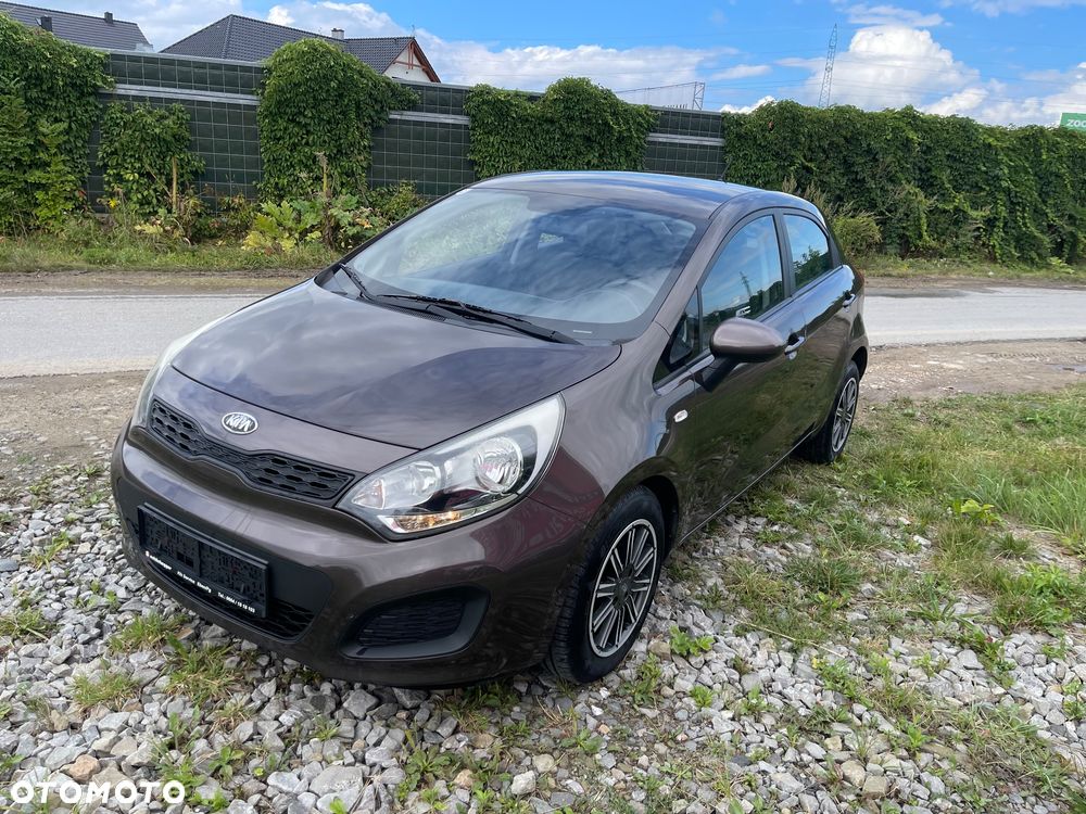 Kia Rio 1.2 Attract - 1