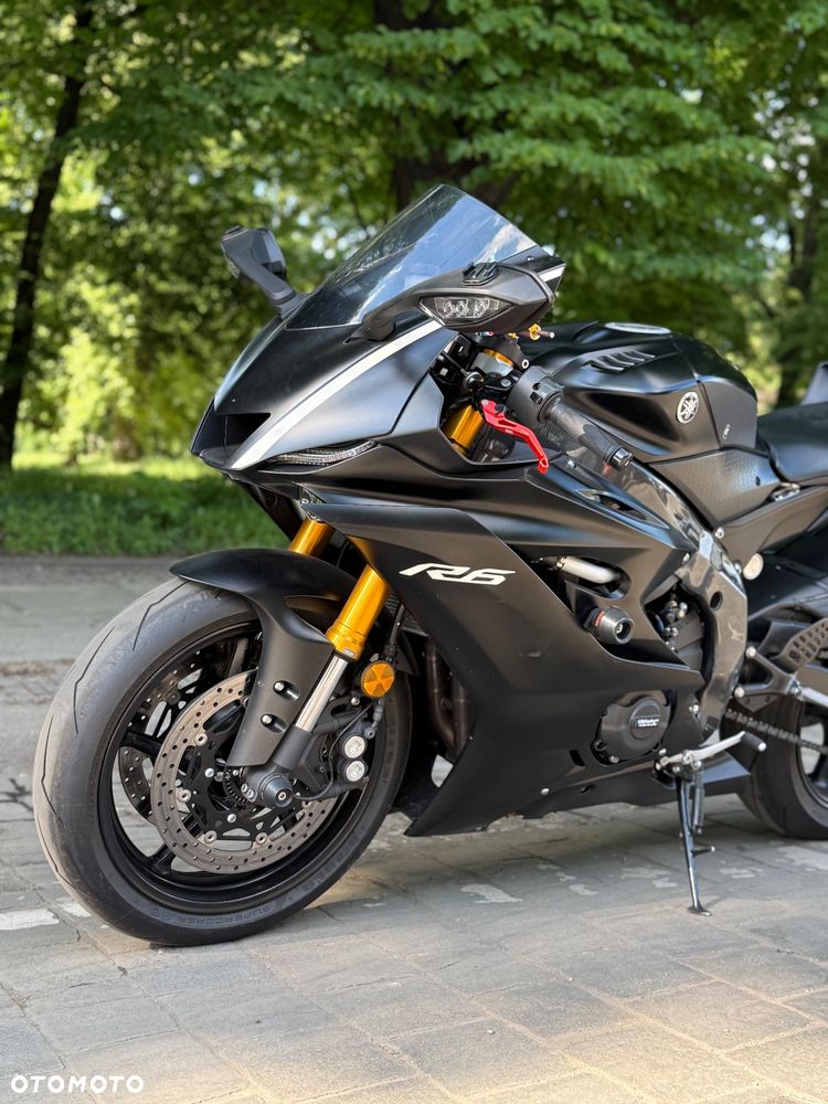 Yamaha R6 - 14