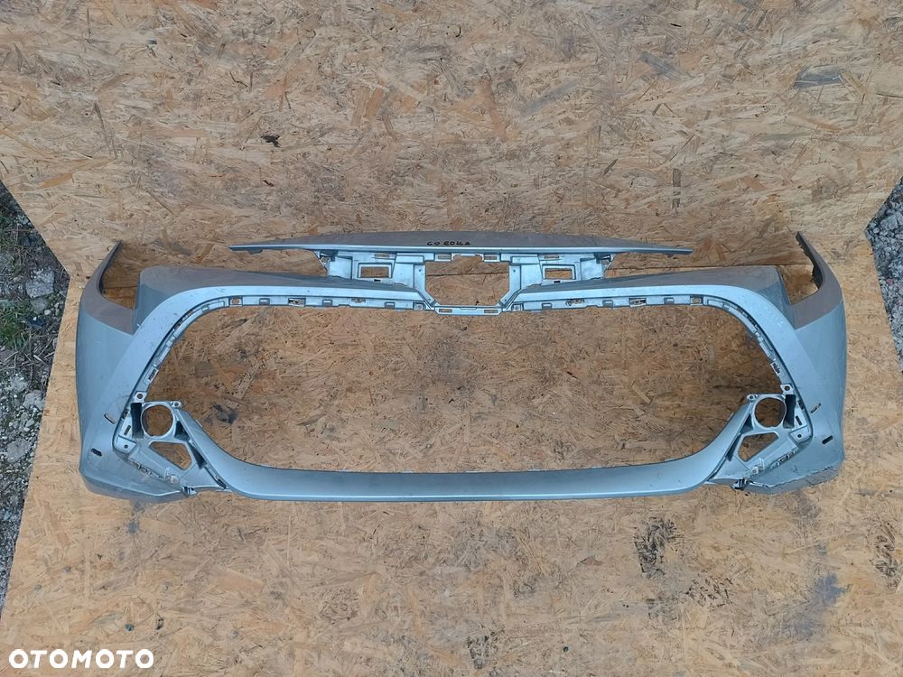 ZDERZAK PRZEDNI TOYOTA COROLLA E21 XII LIFT KOMBI HB - 1