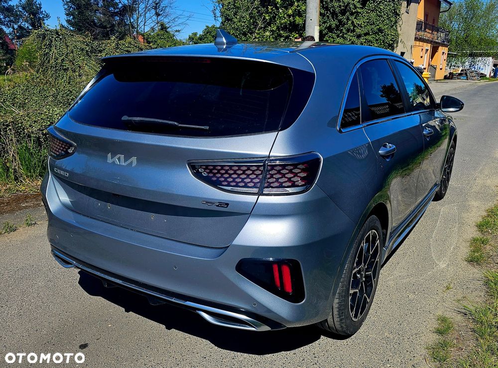 Kia Ceed 1.6 CRDi (48V Mild-Hybrid) DCT7 GT Line - 3