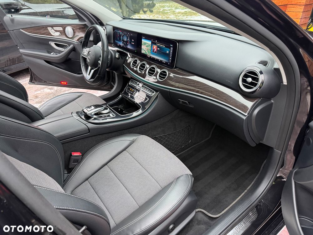 Mercedes-Benz Klasa E 220 d 9G-TRONIC Avantgarde - 21