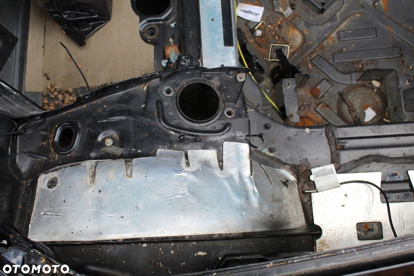 ĆWIARTKA BŁOTNIK TYŁ LEWY MERCEDES SL R230 197 - 4