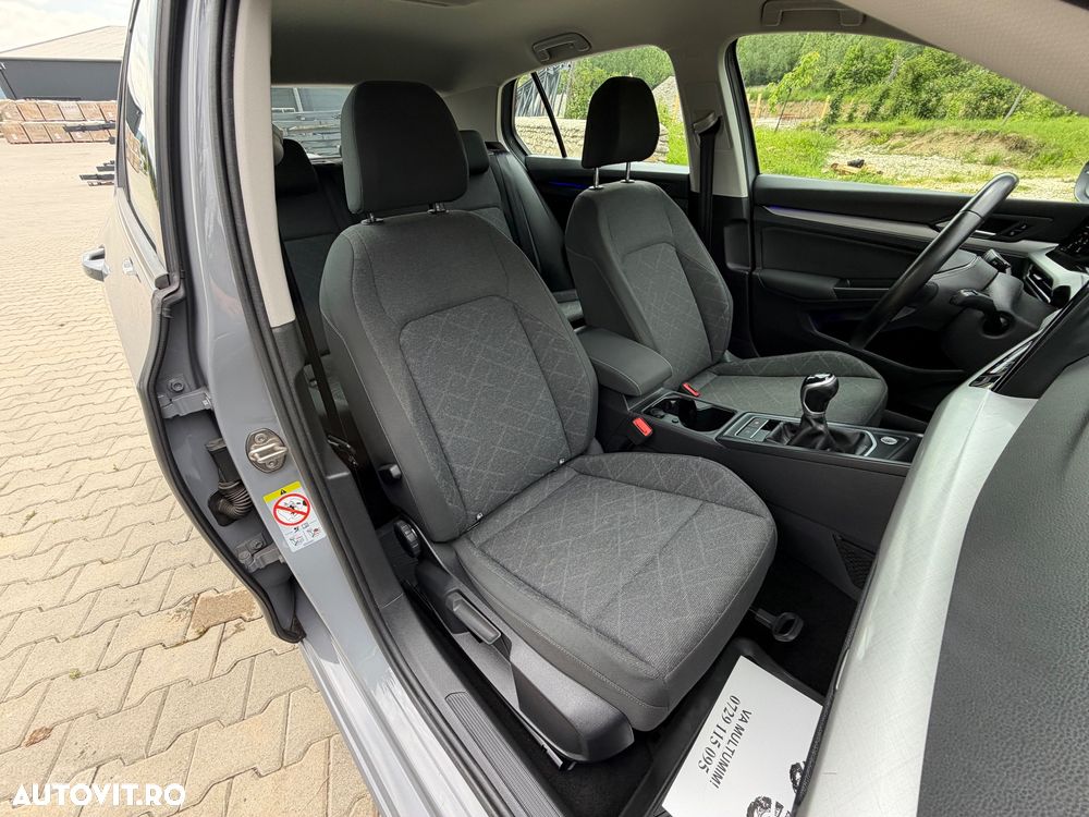 Volkswagen Golf 2.0 TDI SCR Life - 17