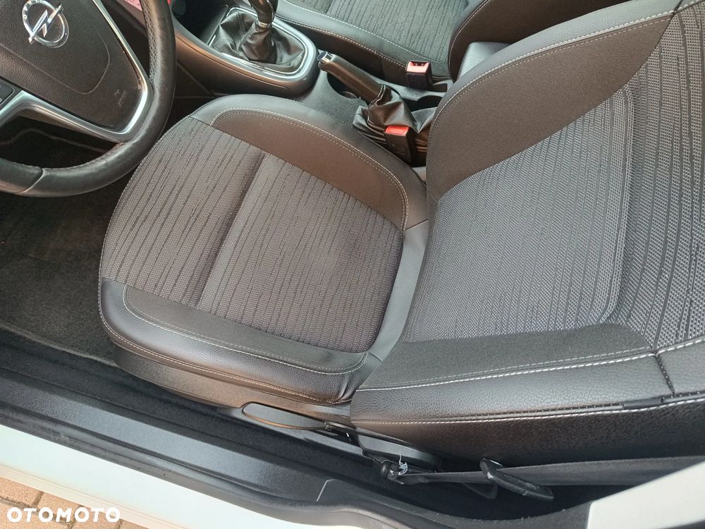 Opel Astra 1.6 ENERGY - 26