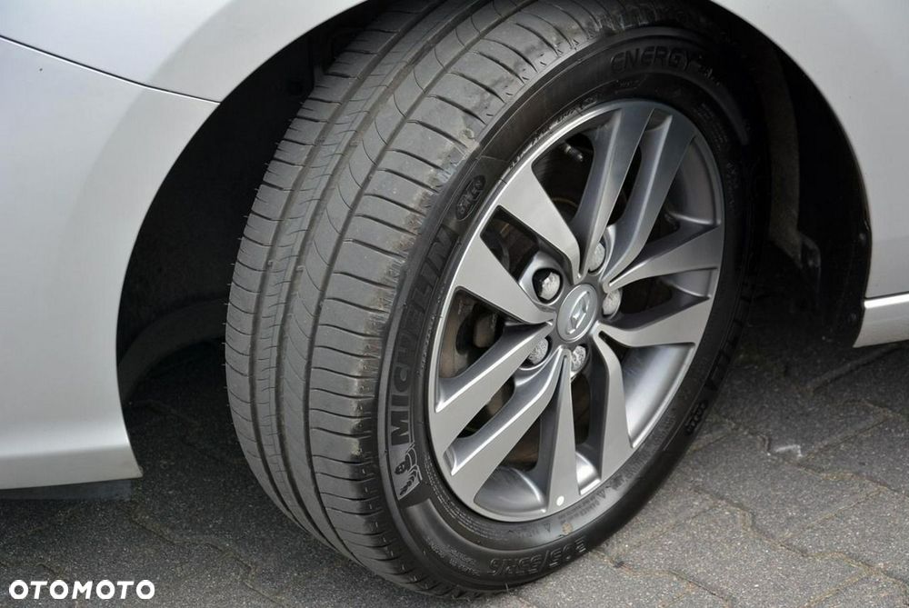Hyundai i30 1.4 T-GDI DCT YES!+ - 35