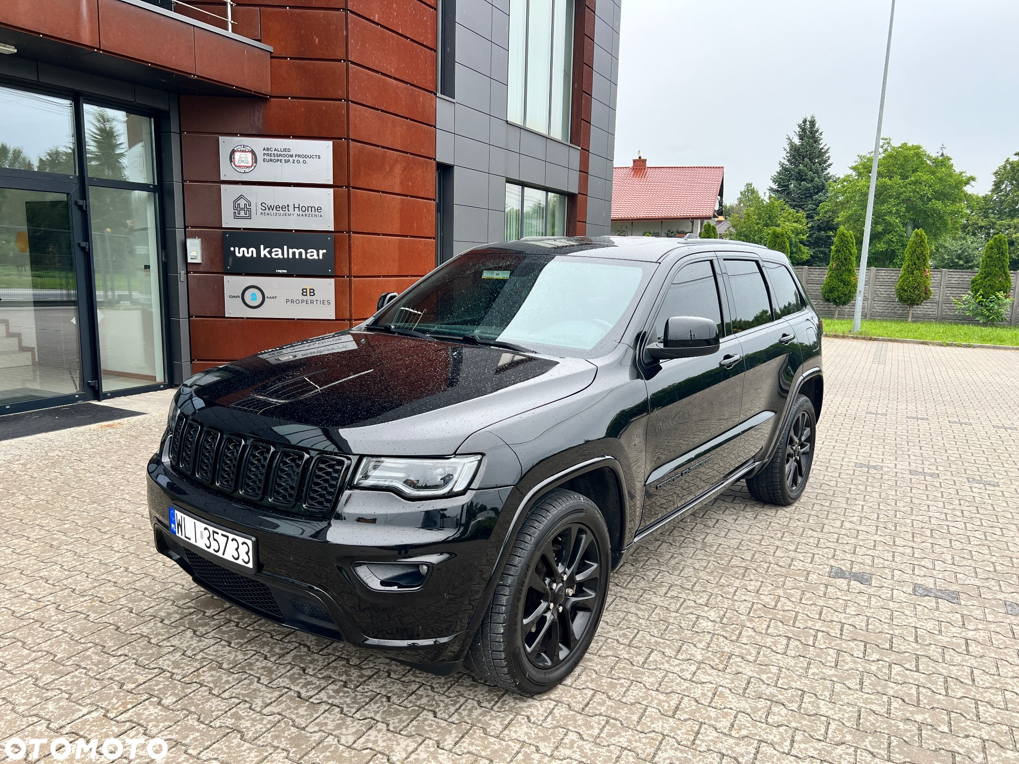 Jeep Grand Cherokee - 37