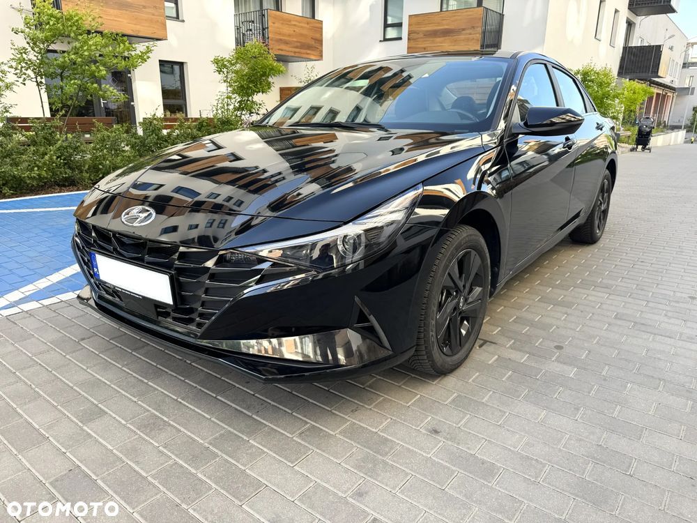 Hyundai Elantra 1.6 Smart CVT - 1