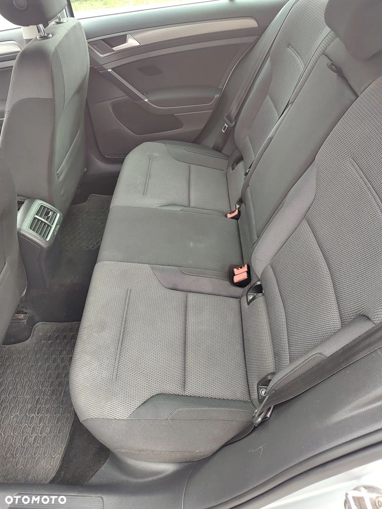 Volkswagen Golf 1.6 TDI DPF Comfortline - 13