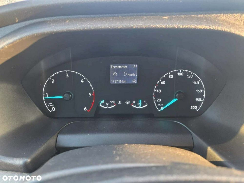 Ford Transit - 8