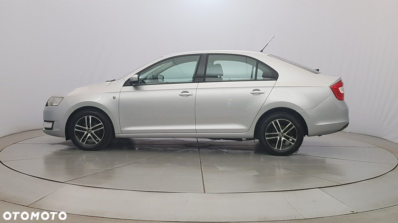 Skoda RAPID - 4