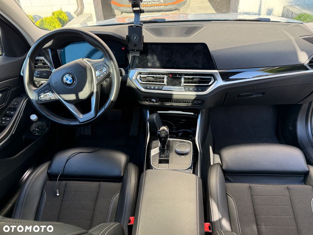 BMW Seria 3 320d MHEV Sport Line - 6