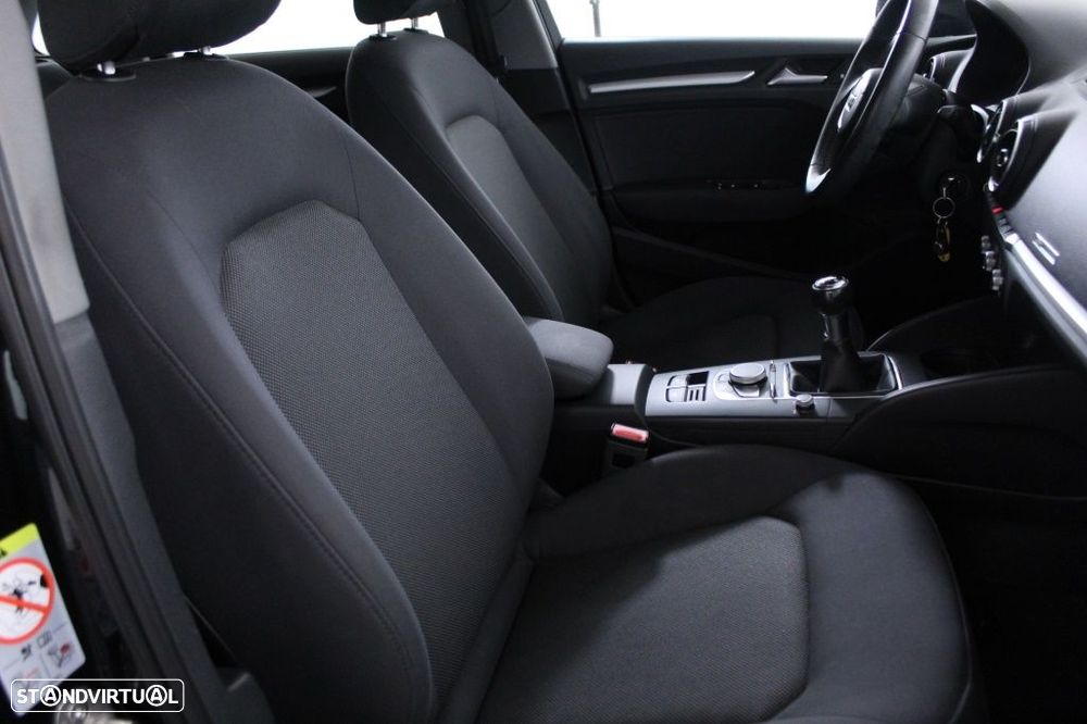 Audi A3 Sportback 1.6 TDI - 14