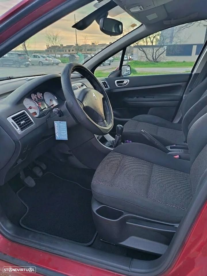 Peugeot 307 1.6 HDi Executive - 6