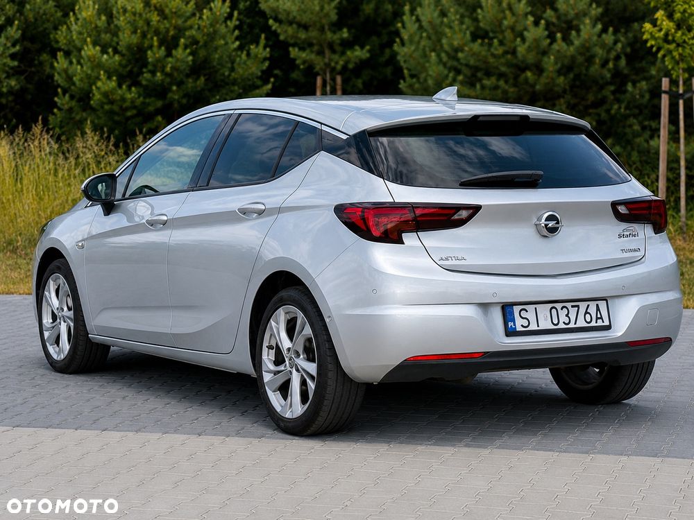 Opel Astra 1.4 T Dynamic S&S - 11