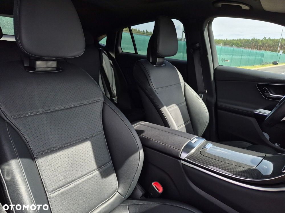 Mercedes-Benz GLC 200 mHEV 4-Matic AMG Line - 30