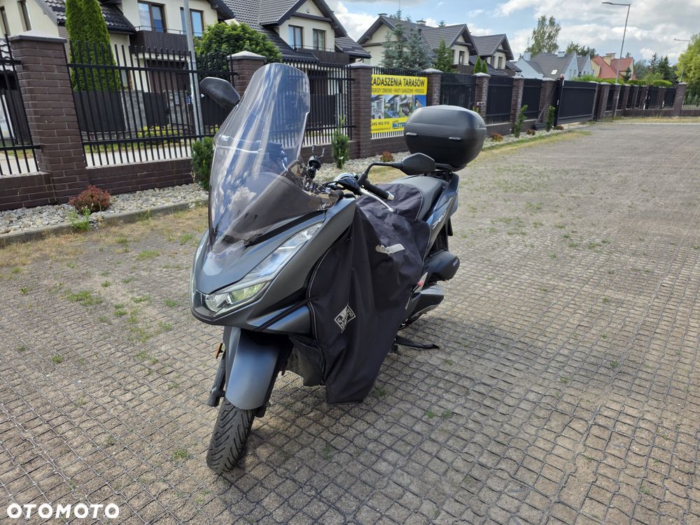 Honda PCX - 1